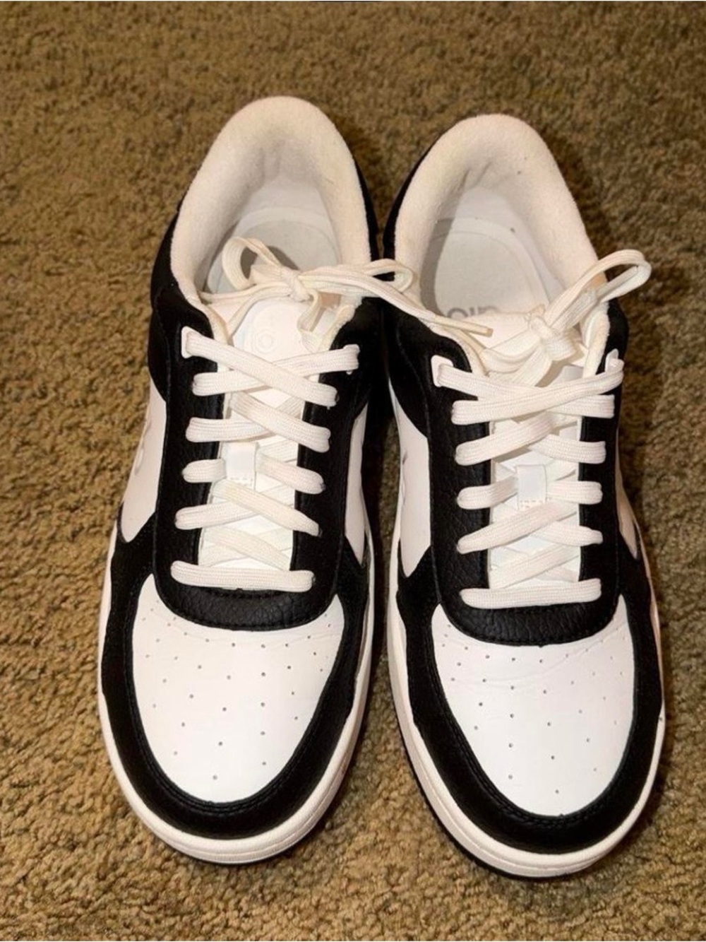 ALO shoes
